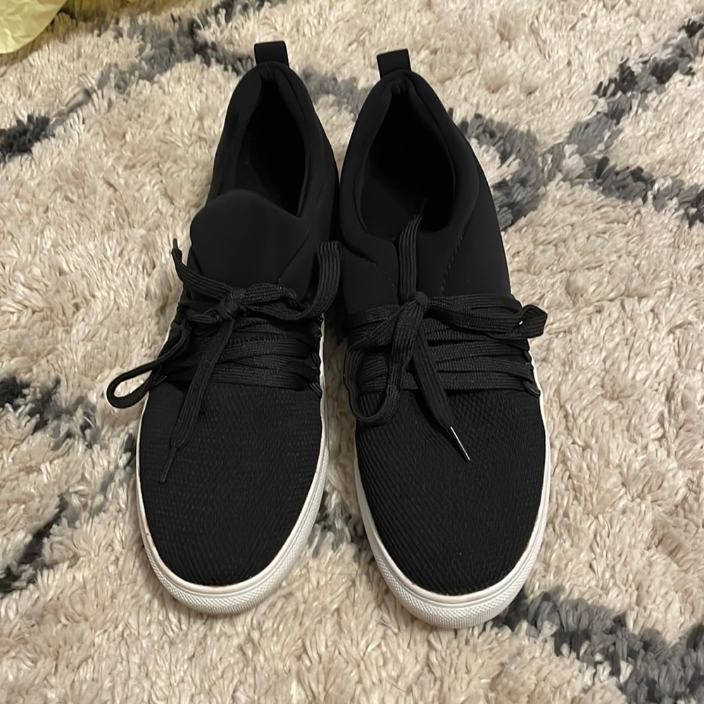 Black shoes